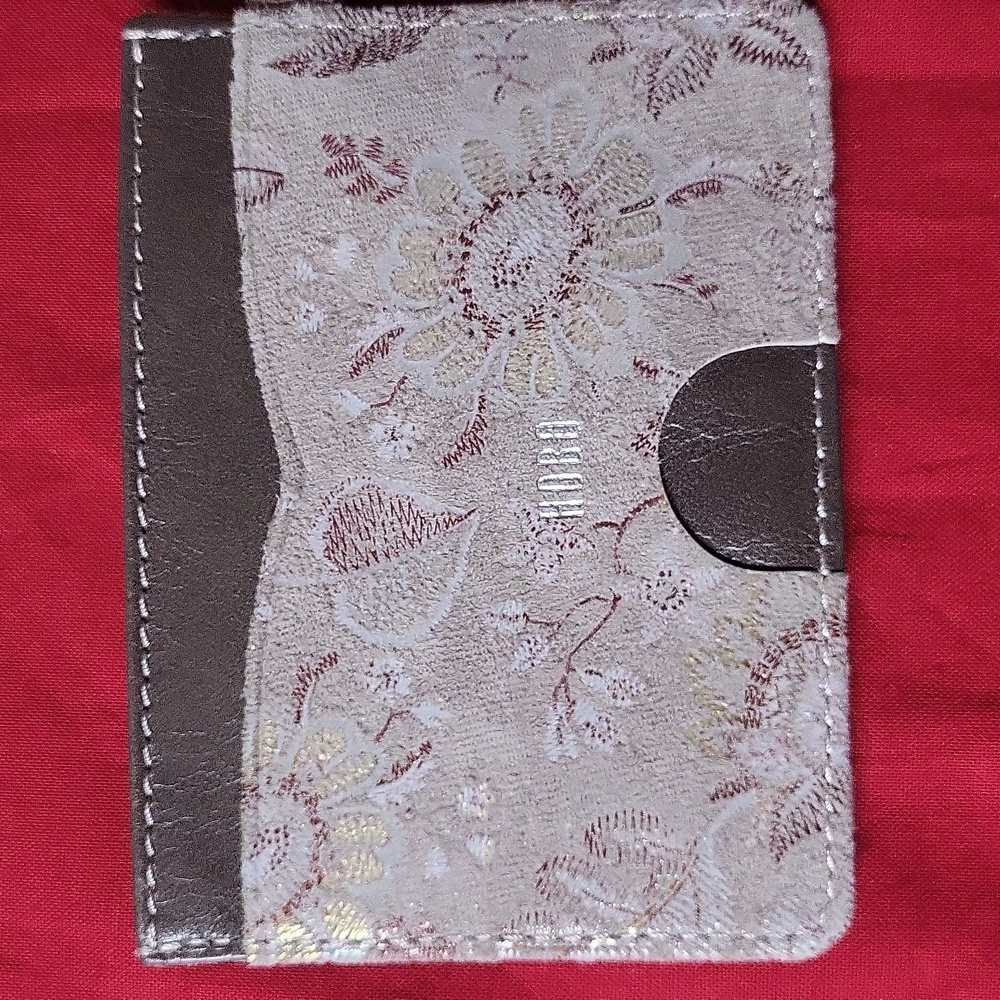 HOBO Charmed Card Case - Picture 7 of 16